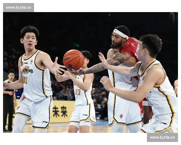 聚焦CBA赛事比分变化全景解析与精彩瞬间盘点本赛季走势深度观察