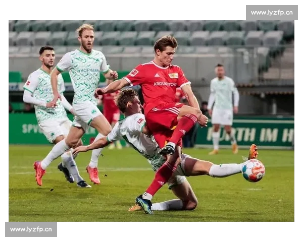 高清足球赛事直播APP下载指南畅享全球赛场精彩即时比分数据分析权威解说 - 副本 - 副本 (4) - 副本